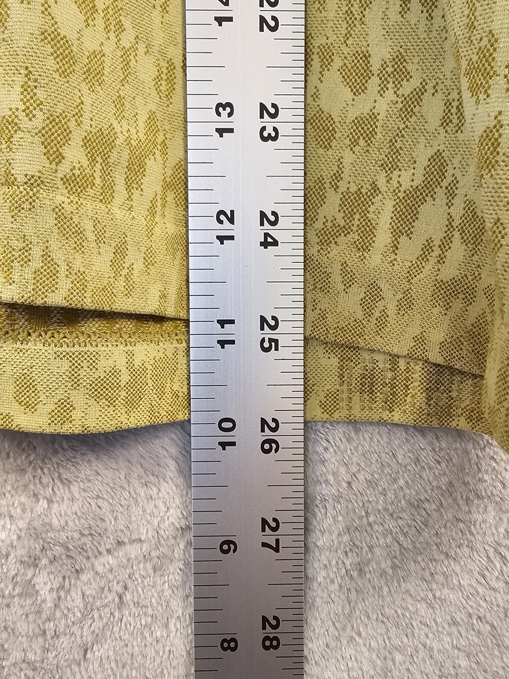 Athleta Sz. Small Women's Racerback Tank Top Athletic Camo Athleisure Gym Yoga - Picture 6 of 6